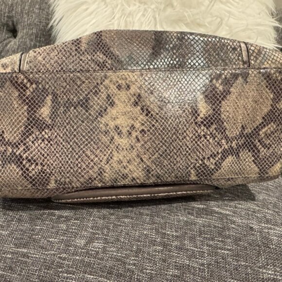Coach Ashley Snakeskin Satchel - G1380-F26041 - Picture 10 of 15